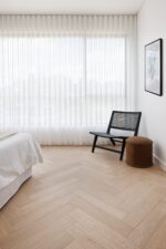 Pronto Engineered Oak Flooring Herringbone Shore Break - Image 2